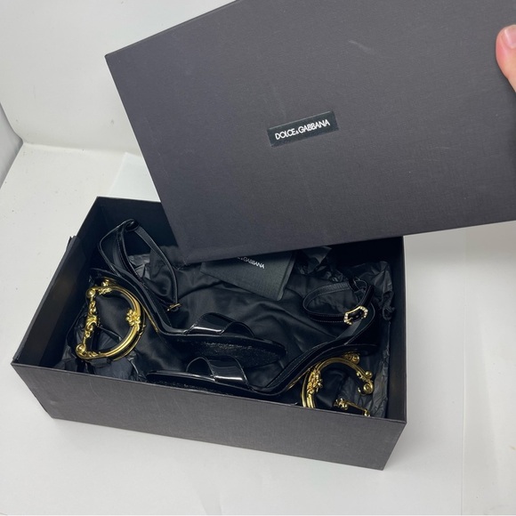 Dolce&Gabbana Black Gold Sculpted-Heel Baroque DG Patent Leather Sandals sz 38 8 - Picture 10 of 13